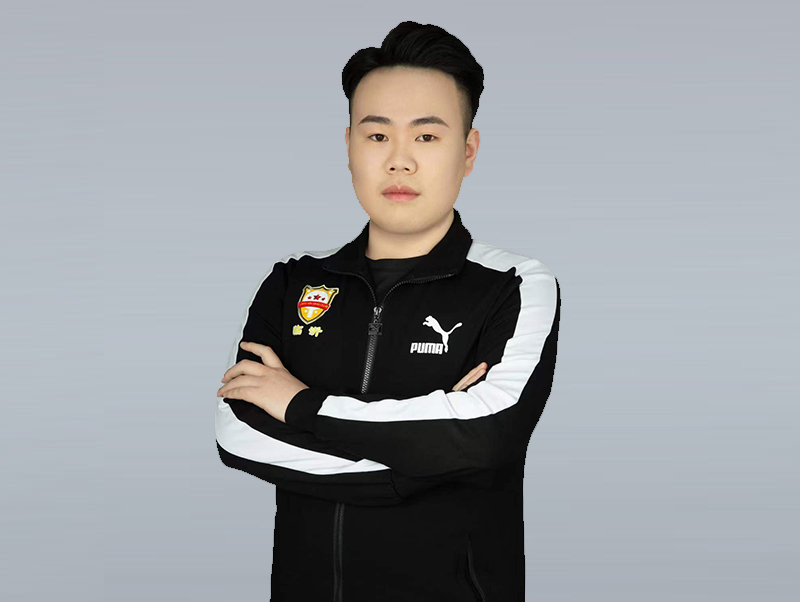 中级教练：连明哲